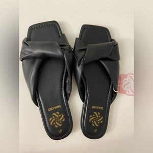 Sam & Libby Tallulah Black Slides Sandals Twist Strap size 8.5